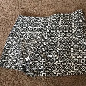 Banana Republic 4” High Waist Shorts
